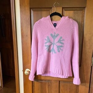 GAP Pink V-Neck Sweater with Gray Snowflake
